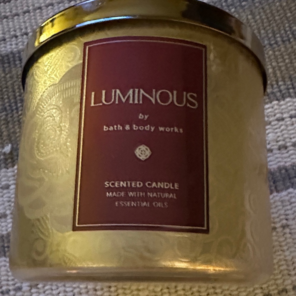 Bath & Body Works Luminous Scented Candle - Gold & Burgundy